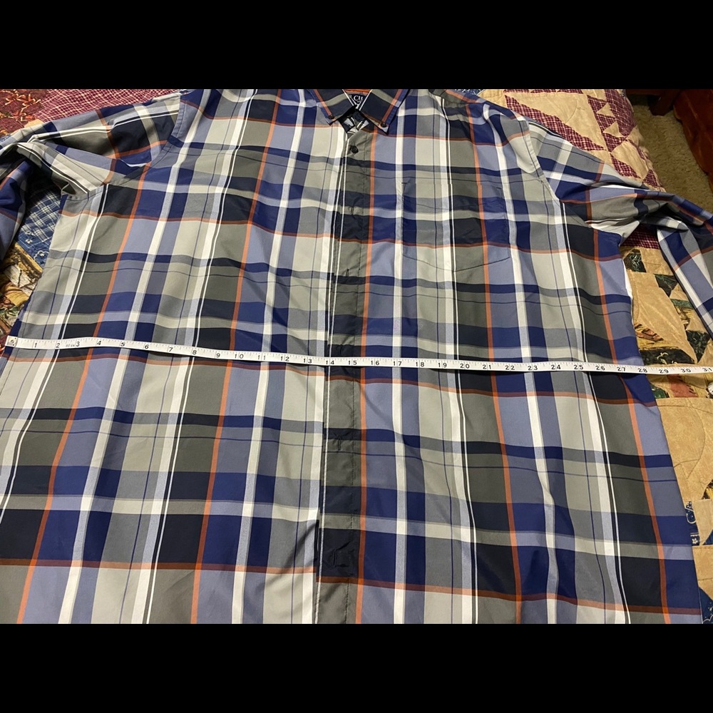 Excellent condition!
Chaps plaid long sleeve shirt - Picture 6 of 8